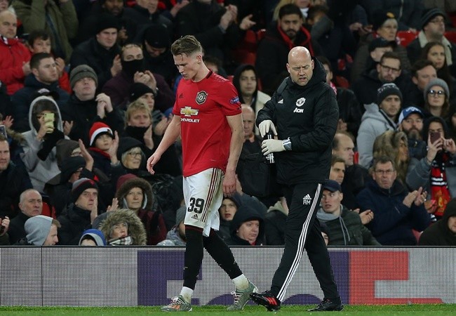 Ole Gunnar Solskjaer hopeful Scott McTominay will be fit for Brighton clash after injury scare - Bóng Đá