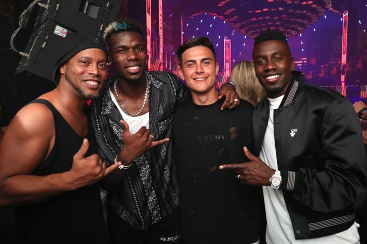Pogba 'quậy tới bến' tại Mỹ sau sự cố ở EURO 2020 - Bóng Đá