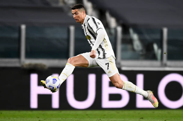 Romelu Lukaku trước cơ hội phả hơi nóng vào Cristiano Ronaldo - Bóng Đá