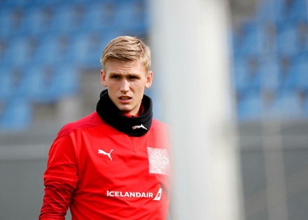 Arsenal will target goalkeeper Rúnar Alex Rúnarsson from Dijon as replacement for Emiliano Martinez  - Bóng Đá