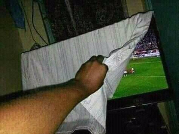 Cười vỡ bụng với loạt ảnh chế trước trận Man Utd - Liverpool - Bóng Đá