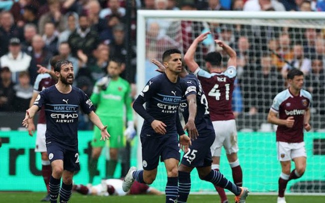 Kịch bản điên rồ để Man City đá trận play-off tranh vô địch với Liverpool - Bóng Đá