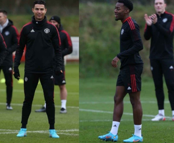 Cầu thủ Rangnick chờ đợi xuất hiện, lộ thái độ Ronaldo trên sân tập - Bóng Đá