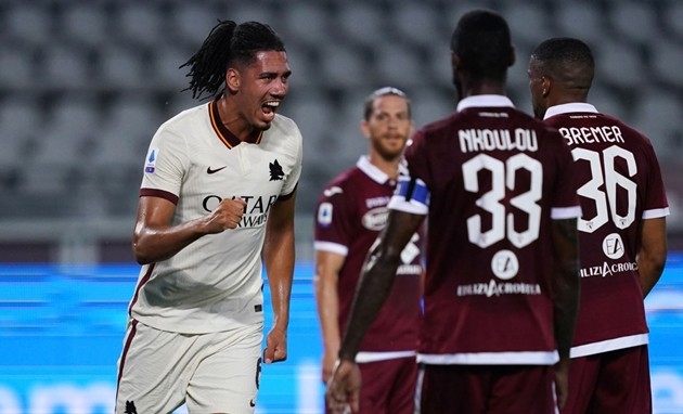 Đến phút cuối, Man Utd có đồng ý để Dalot và Smalling sang Roma? - Bóng Đá