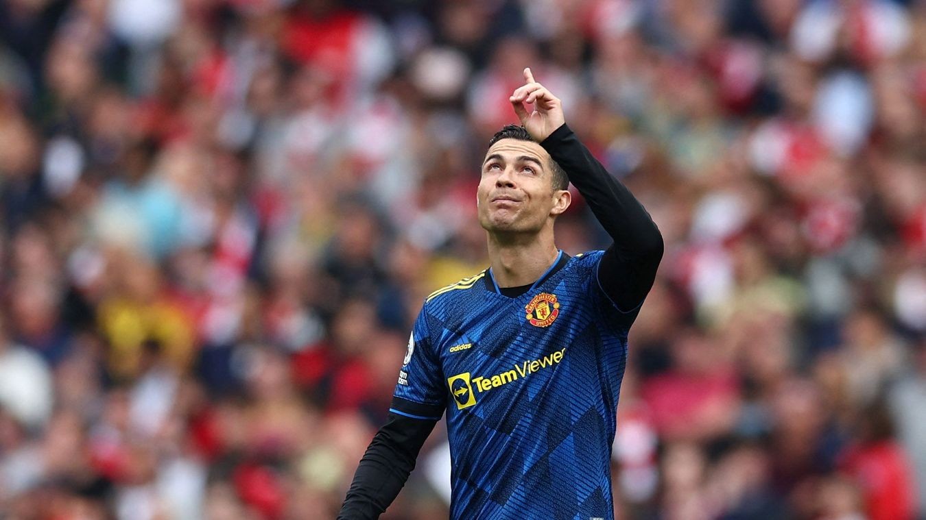 Ronaldo tặng bàn thắng cho con trai - Bóng Đá
