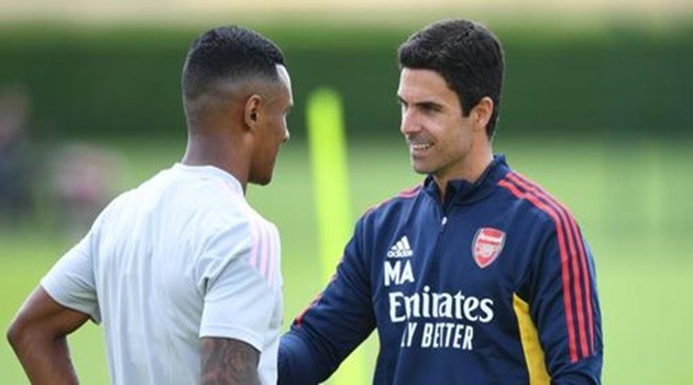 Arteta 'chăm sóc đặc biệt' 3 tân binh Arsenal - Bóng Đá
