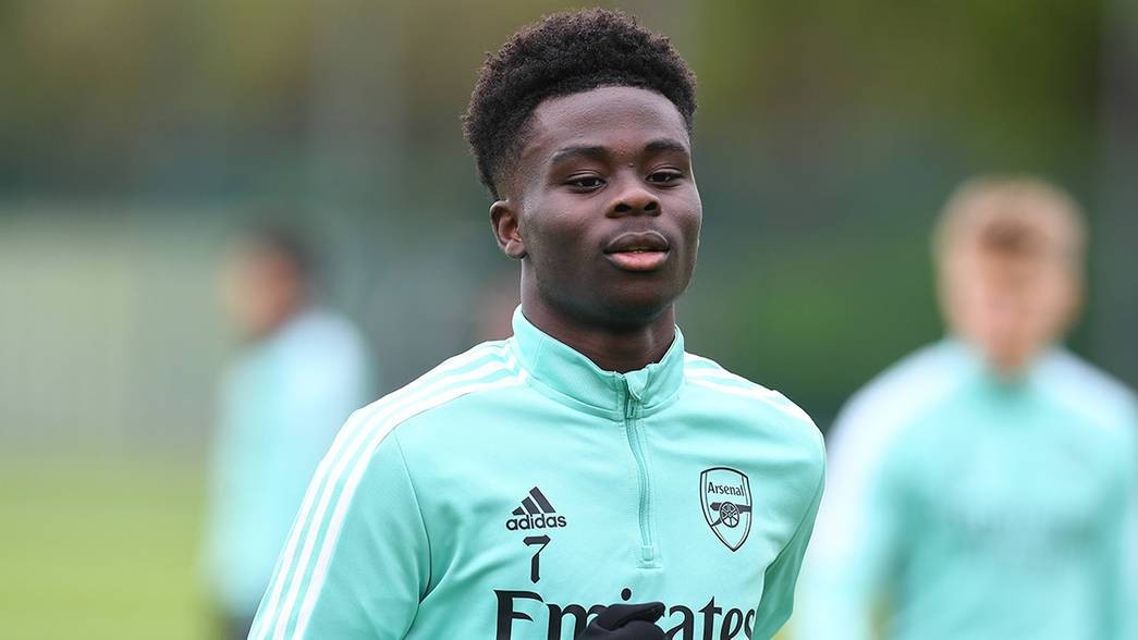 CHÍNH THỨC! Arsenal ra thông báo vụ Bukayo Saka bị đả kích - Bóng Đá