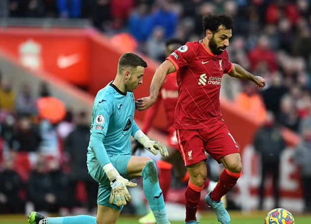 Rio Ferdinand claims Mohamed Salah is having a BETTER season for Liverpool than Luis Suarez's 2013-14  - Bóng Đá