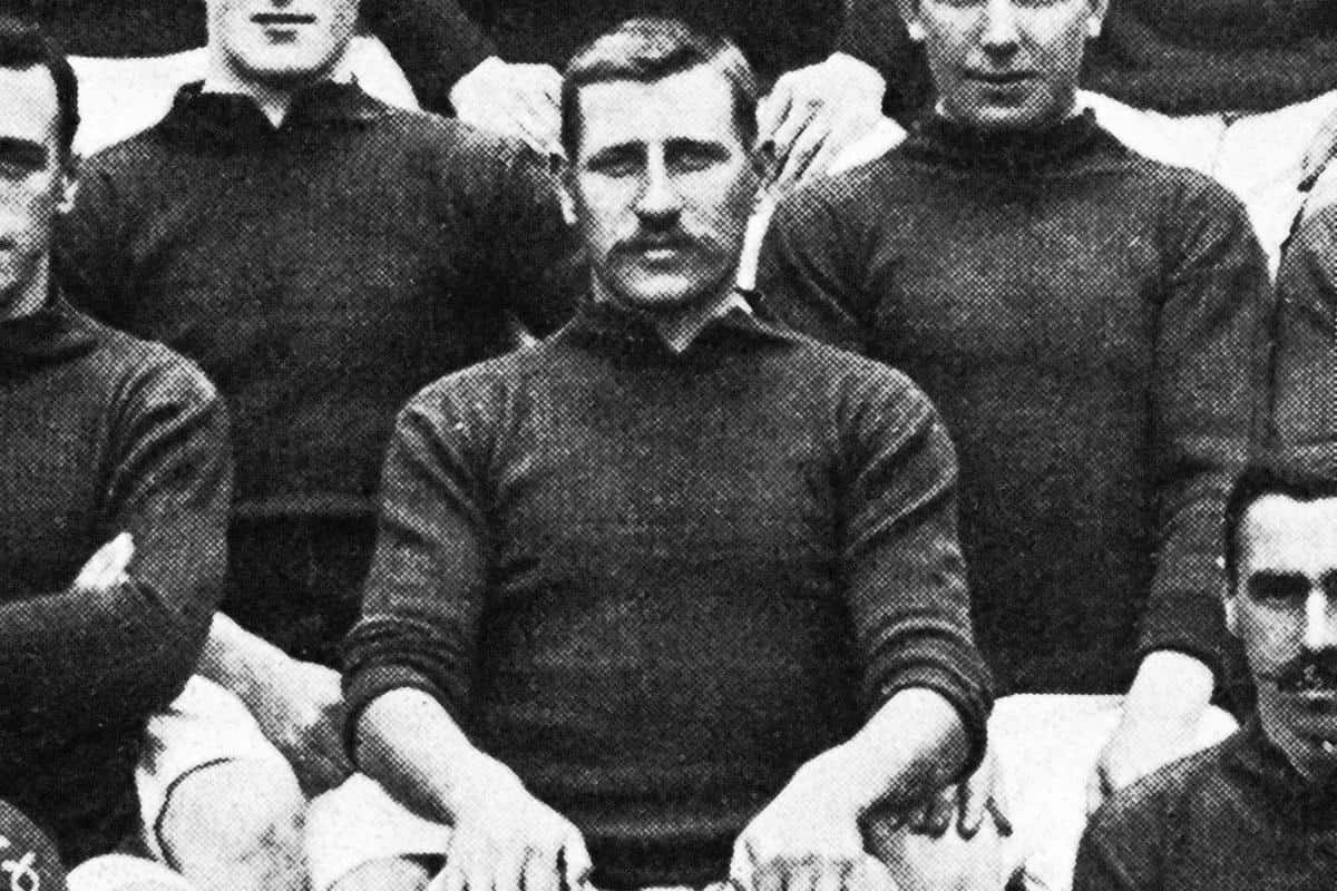 Những kỷ lục gia đạt cột mốc 100 bàn nhanh nhất cho Liverpool: - Bóng Đá