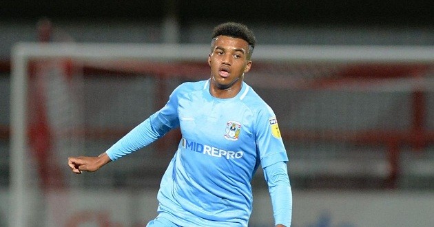 Liverpool set to sign highly-rated defender ahead of Leicester, Chelsea and Man City - report (Sam McCallum) - Bóng Đá