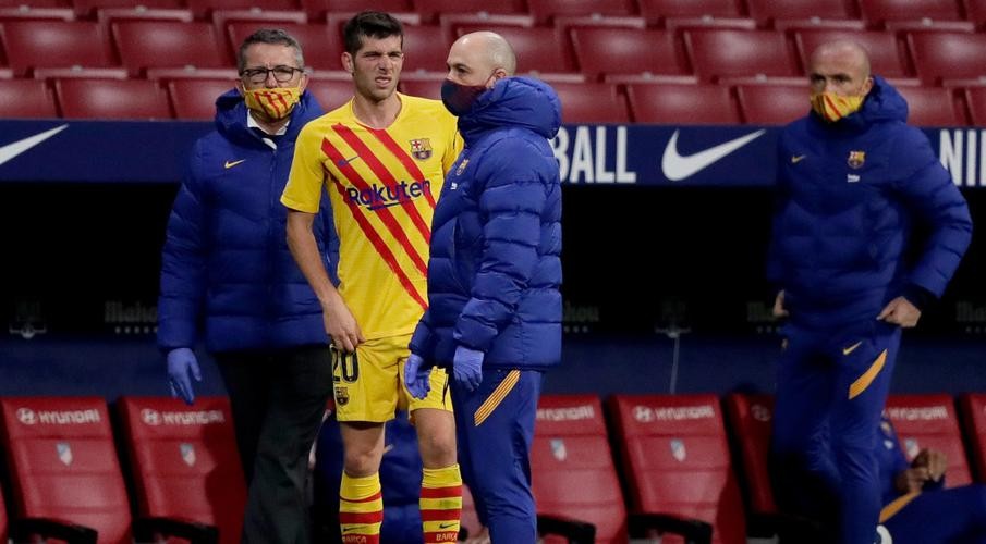 Pique sidelined with cruciate knee ligament injury, Barcelona confirm - Bóng Đá