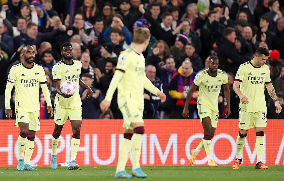 Quá mạnh mẽ, hàng thải M.U chơi xuất sắc khiến Arsenal tiếc nuối - Bóng Đá
