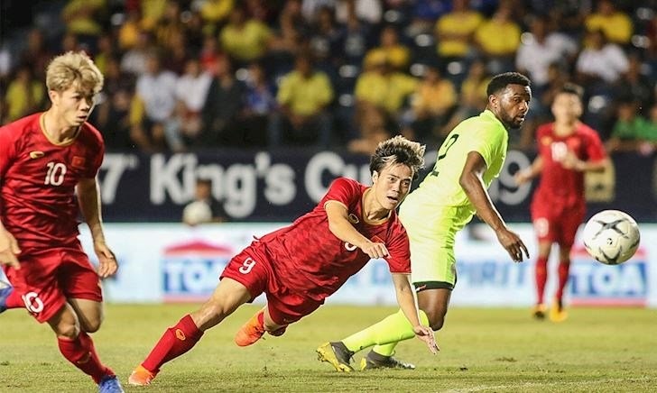 Chuyện gì đang xảy ra với Công Phượng? - Bóng Đá