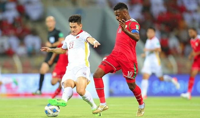 Tuyển Việt Nam: Hạ chỉ tiêu và nghĩ về... SEA Games - Bóng Đá
