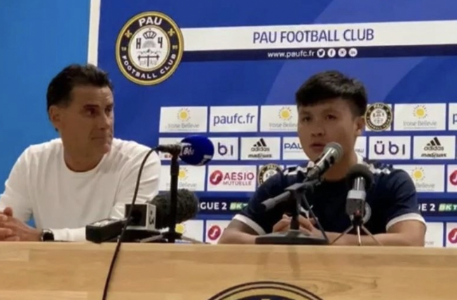 HLV Pau: 'Quang Hải không giống Messi' - Bóng Đá
