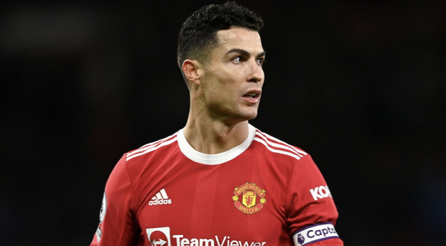 Báo Anh: 'Ronaldo không sẵn sàng thi đấu cho MU' - Bóng Đá