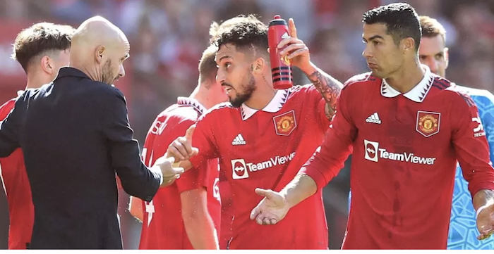 Ronaldo sai lầm và thiếu tôn trọng MU - Bóng Đá