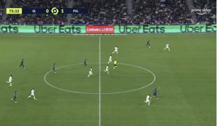 Mbappe nên học Haaland về sự khiêm tốn - Bóng Đá