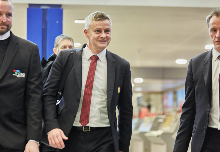 Ảnh Man Utd hành quân đá Europa League - Bóng Đá