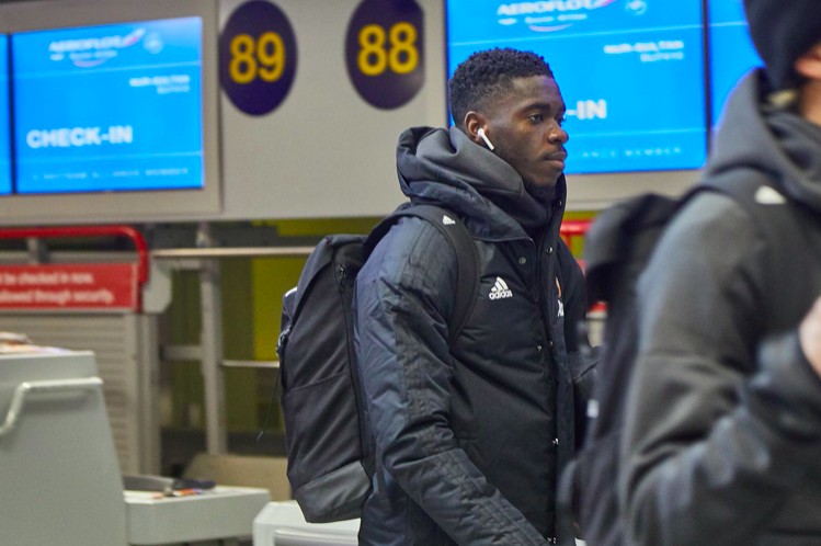 Ảnh Man Utd hành quân đá Europa League - Bóng Đá