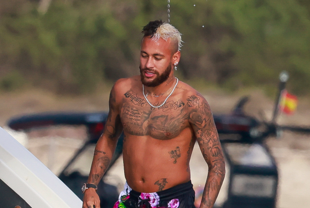 Neymar, Di Maria and Paredes ‘test positive for coronavirus’ as PSG confirm three cases just eight days before season - Bóng Đá