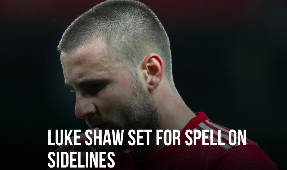 Manchester United left-back Luke Shaw will be out of action for a month. - Bóng Đá