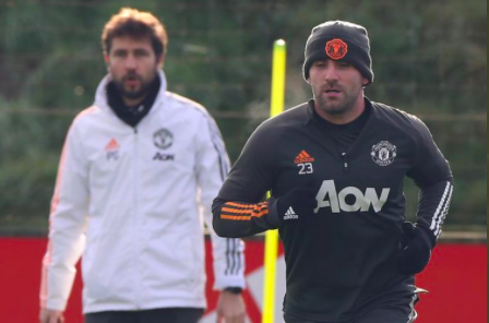 Shaw back on training - Bóng Đá