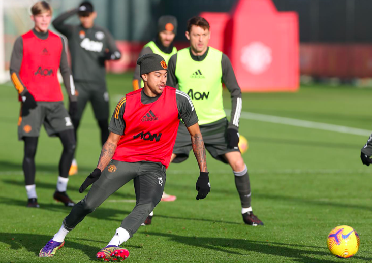 Man Utd tập luyện - Bóng Đá