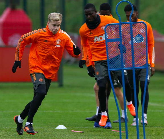 Ảnh Man Utd tập trung & full squad revealed - Bóng Đá