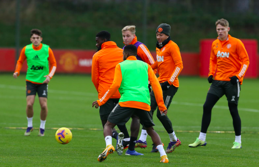 Ảnh Man Utd tập trung & full squad revealed - Bóng Đá