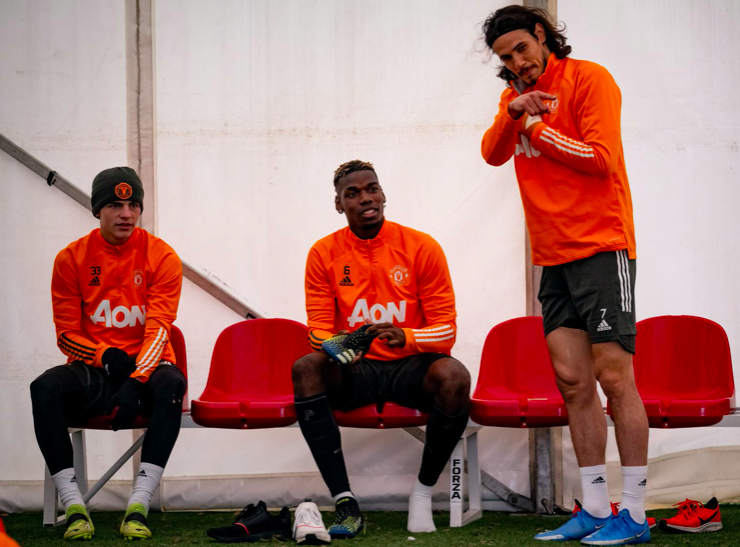 Lộ thái độ De Beek khi đòi rời OTF, Cavani có diện mạo mới trên sân tập M.U - Bóng Đá