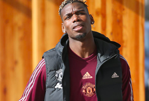 Ảnh Man United hành quân - Bóng Đá