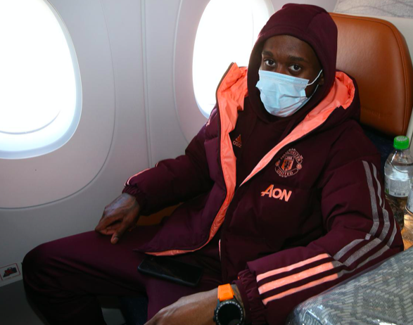 Ảnh Man United hành quân - Bóng Đá