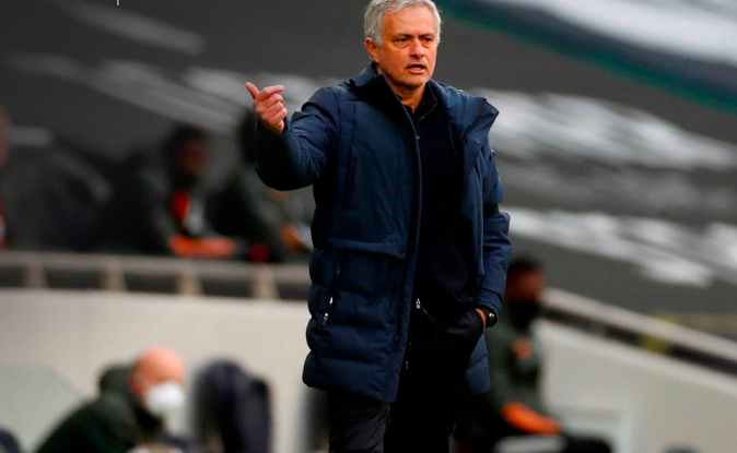 10 thống kê Spurs 1-3 M.U: 