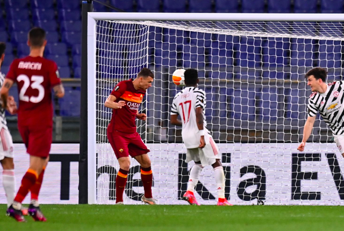10 thống kê Roma 2-3 M.U - Bóng Đá