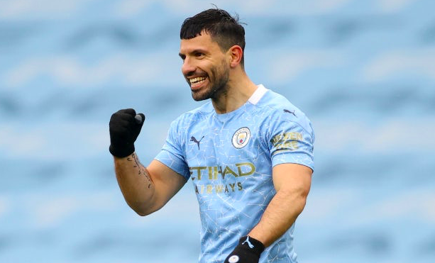 Sergio Aguero 'delaying Barcelona move until Lionel Messi future is decided' - Bóng Đá