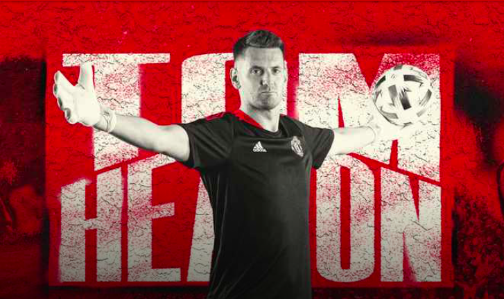 Man Utd signs Tom Heaton - Bóng Đá
