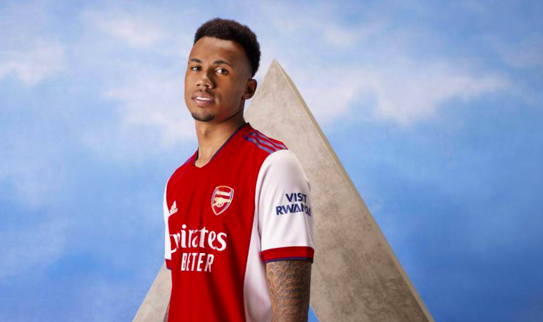 CHÍNH THỨC! Arsenal công bố áo đấu mới tuyệt đẹp - Bóng Đá