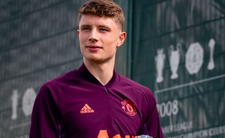 Varane tới M.U, tới lúc thủ lĩnh tương lai bước ra ánh sáng? - Bóng Đá