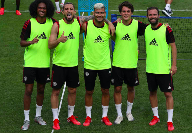 Solskjaer ra chỉ thị, cả đội Man Utd mệt bở hơi tai - Bóng Đá