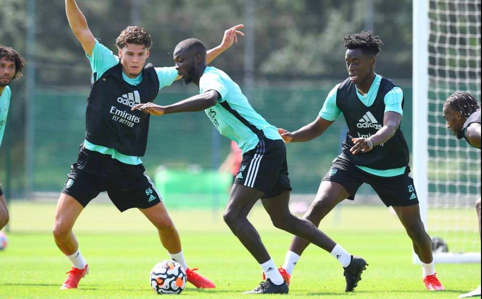 2 tân binh ghi dấu ấn trên sân tập Arsenal - Bóng Đá