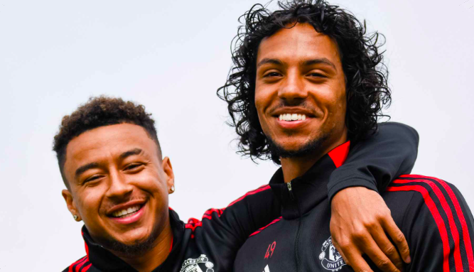 Manchester United forward D’Mani Mellor has joined Salford City - Bóng Đá