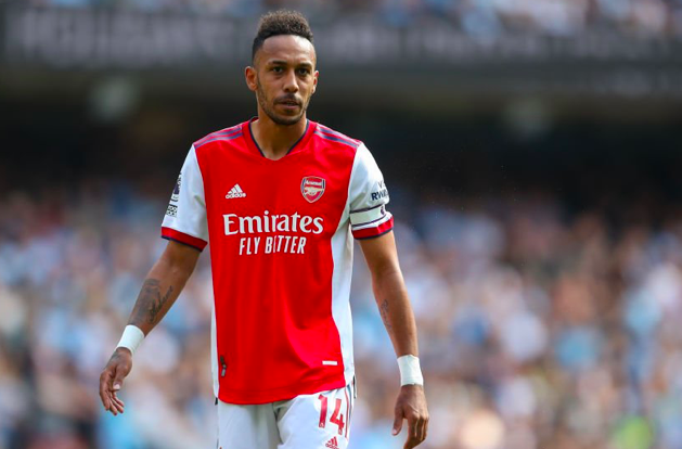 Rio Ferdinand questions Mikel Arteta's use of Pierre-Emerick Aubameyang at Arsenal - Bóng Đá
