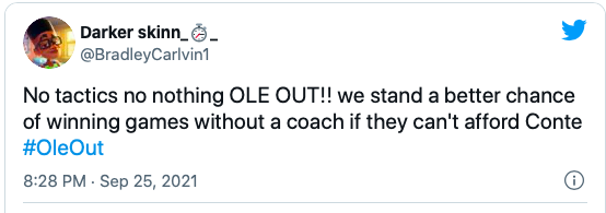 “He has to go” – These Man United fans call for Ole Gunnar Solskjaer sacking after sorry defeat to Aston Villa - Bóng Đá