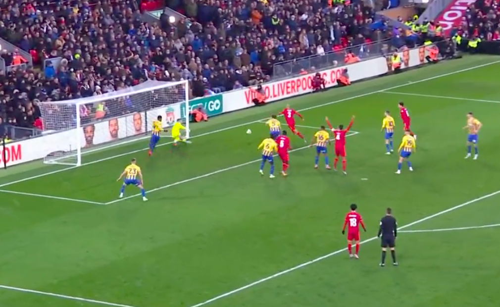 Klopp thất thần khi Liverpool bị đội bóng hạng 3 sút tung lưới - Bóng Đá