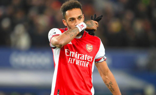 Arsenal receive approaches from Barcelona and Juventus for Pierre-Emerick Aubameyang - Bóng Đá