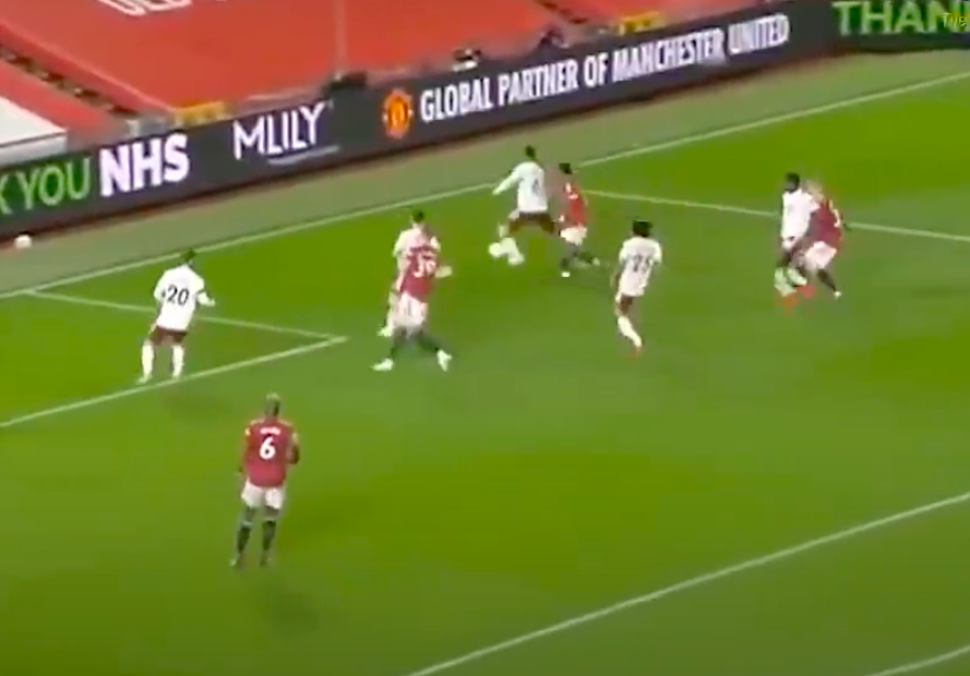 Bằng chứng cho thấy Van de Beek bị đồng đội cô lập ở Man Utd - Bóng Đá