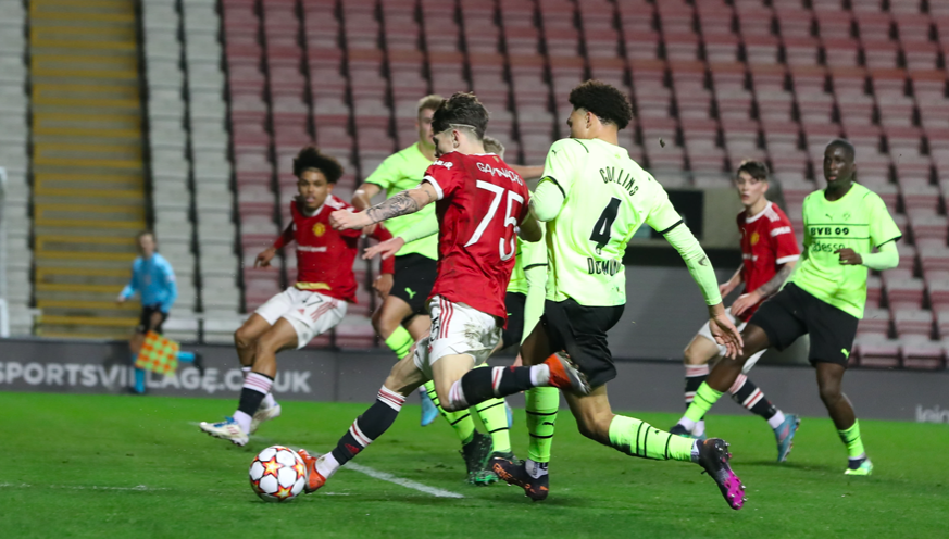 2 báu vật tương lai tỏa sáng, Man Utd vẫn thất bại đáng tiếc - Bóng Đá