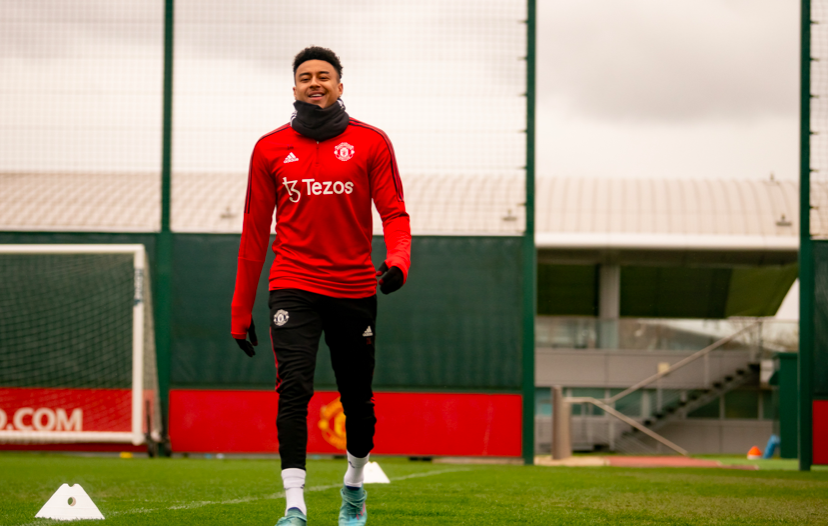 Sân tập Man Utd rộn ràng với guồng quay mới - Bóng Đá