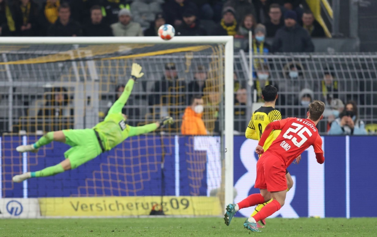 Leipzig đè bẹp Dortmund - Bóng Đá